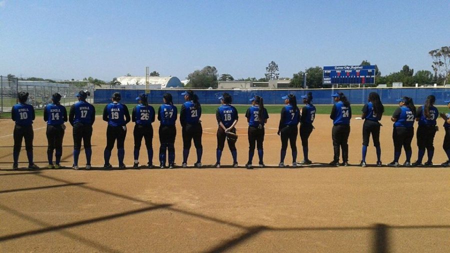 The lady As lining up before a game (Photo Source: Mr. Dura).
