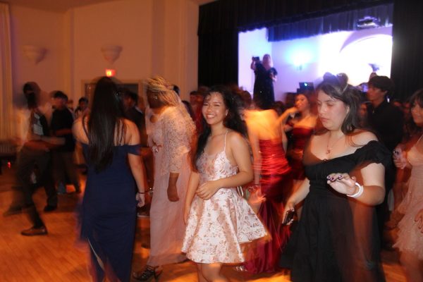 Aviator's Step Out in Style at HMSA's Winter Formal